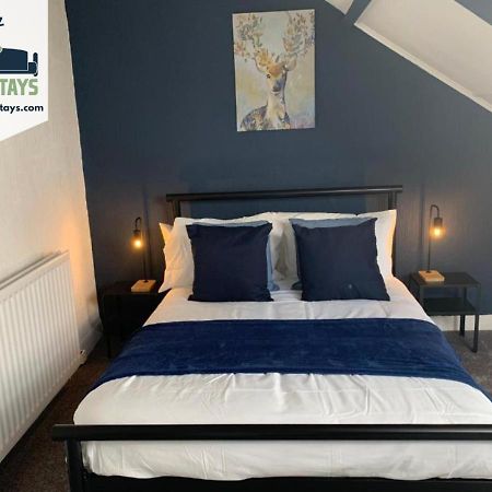 Windsor 4 - Spacious Beautiful 4 Bdrm Maisonette Nr Ncle Free Wifi Free Parking Gateshead Bagian luar foto