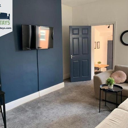 Windsor 4 - Spacious Beautiful 4 Bdrm Maisonette Nr Ncle Free Wifi Free Parking Gateshead Bagian luar foto