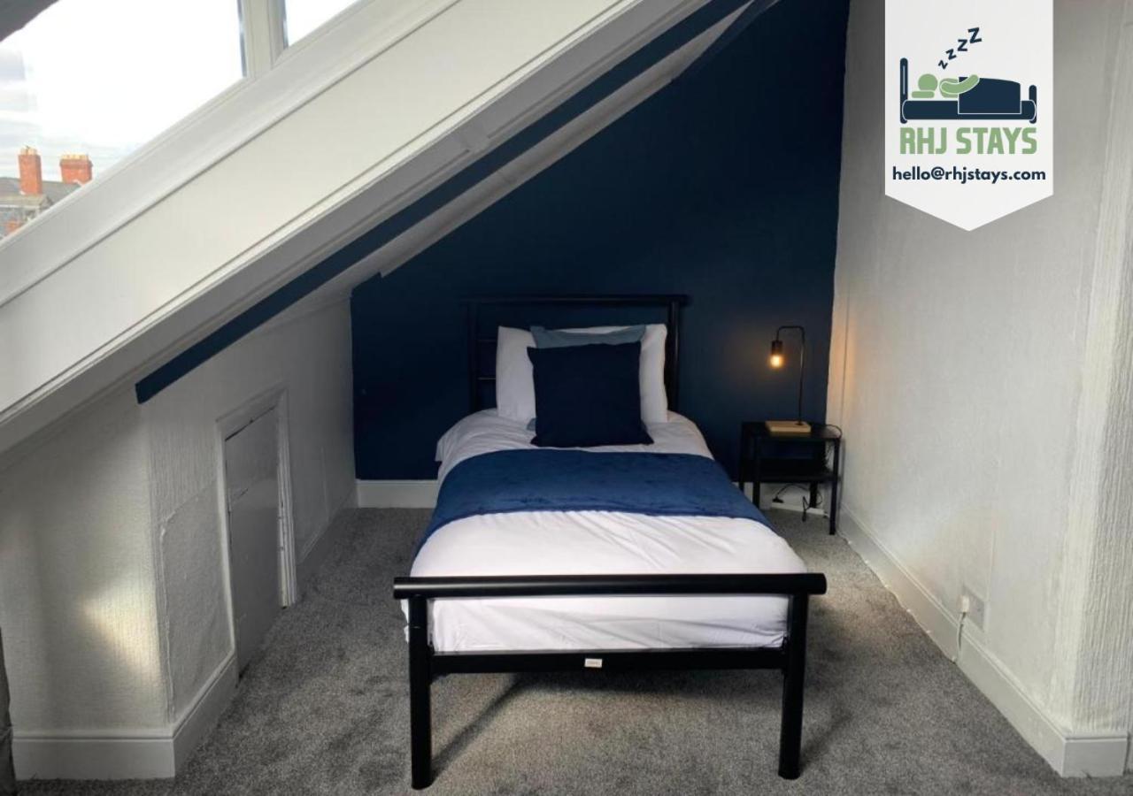 Windsor 4 - Spacious Beautiful 4 Bdrm Maisonette Nr Ncle Free Wifi Free Parking Gateshead Bagian luar foto