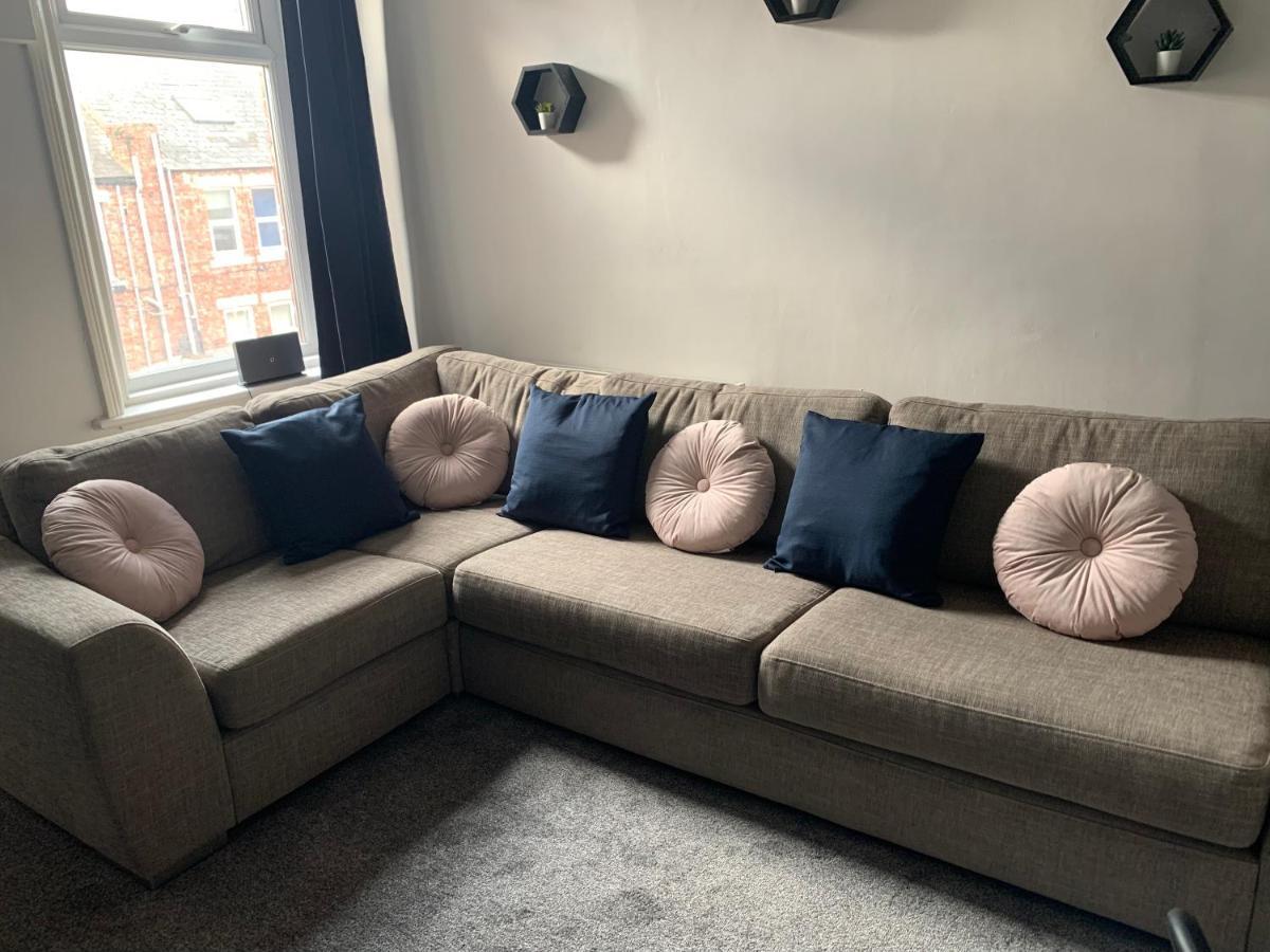 Windsor 4 - Spacious Beautiful 4 Bdrm Maisonette Nr Ncle Free Wifi Free Parking Gateshead Bagian luar foto